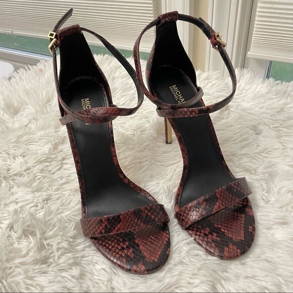MICHAEL Michael Kors Purple Brandy Ava Snakeskin Leather Sandals Size: US 9.5M - Picture 4 of 10